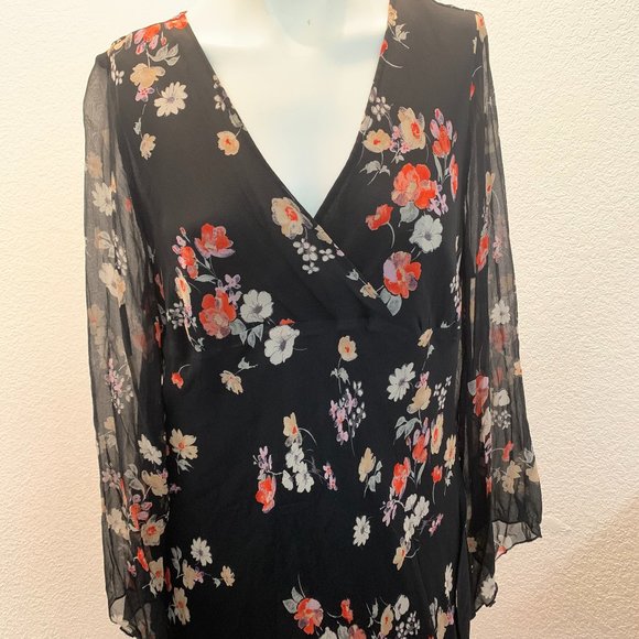 Black crossover bodice top with long sheer sleeves size XL very good condition - Picture 1 of 14